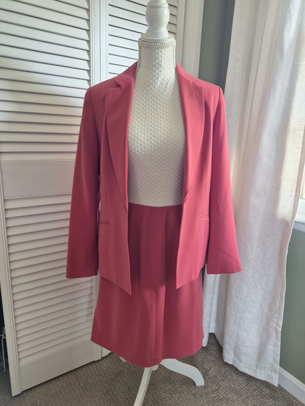 Jones New York Pink Blazer and Matching Skirt Set